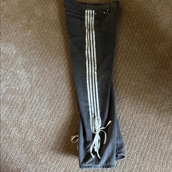 Edikted Jeans - Picture 6 of 10